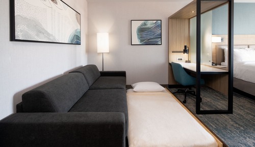 Suite, 2 Queen-Betten (Mobility Accessible, Roll-In Shower)