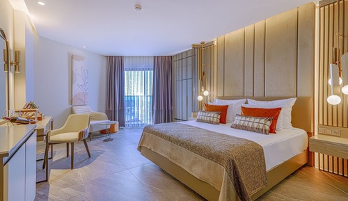 Superior-Doppelzimmer, eingeschränkter Meerblick