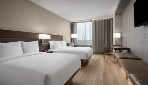 Zimmer, 2 Doppelbetten