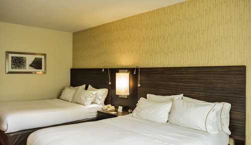 Standardzimmer, Ausstattung für hörgeschädigte Menschen (Hearing)