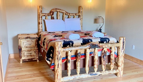 Standard-Suite, 2 Queen-Betten, Bergblick