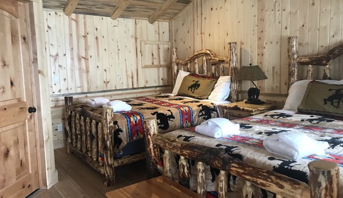 Zimmer, 2 Queen-Betten