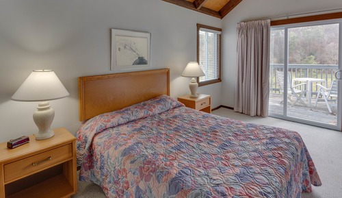 Chalet, 3 Schlafzimmer, 2 Bäder (Pedestal Unit)