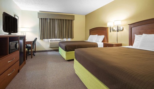 Zimmer, 2 Queen-Betten, Nichtraucher