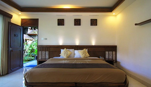 Deluxe-Suite, Poolblick