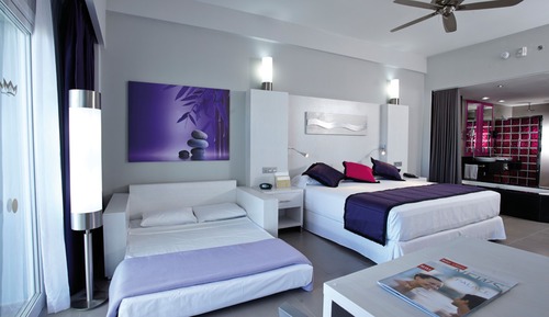 Junior-Suite, Blick auf den Innenhof (U)