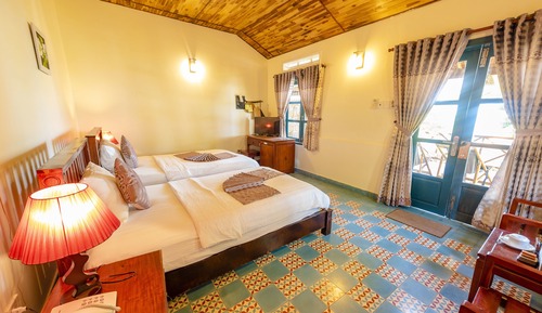 Classic-Bungalow, Gartenblick