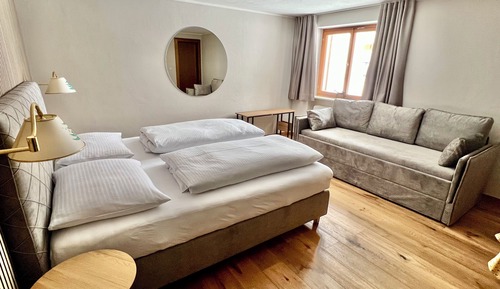 Comfort-Dreibettzimmer, 1 Schlafzimmer, Nichtraucher, Bergblick