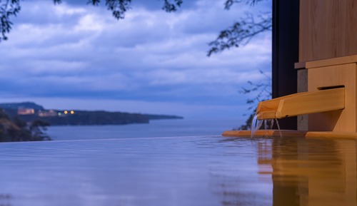 Zimmer, 1 King-Bett, Nichtraucher, eigenes Bad (302,Open-Air Bath,meal in dining room)