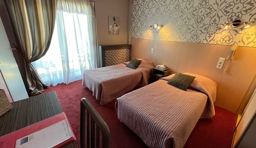 Standard-Zweibettzimmer