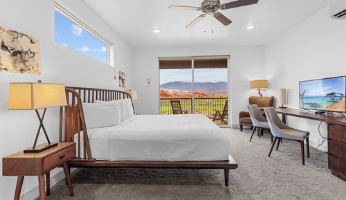 Junior-Zimmer, 1 King-Bett, Blick auf den Golfplatz