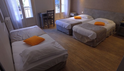 Dreibettzimmer