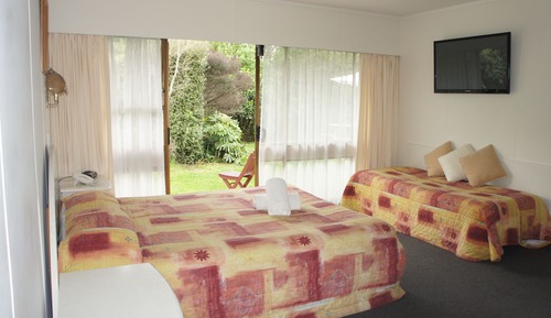 Familienzimmer, Poolzugang, zum Garten hin (Large Unit)