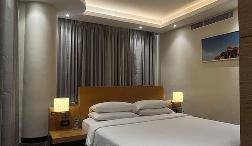 Zimmer, 1 King-Bett, Terrasse