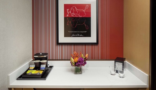 Zimmer, 2 Queen-Betten, Eckzimmer