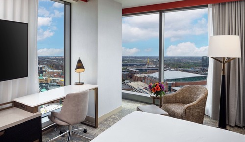 Zimmer, 1 King-Bett, Eckzimmer