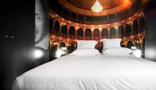 Doppel- oder Zweibettzimmer, Flussblick