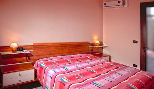 Standard-Vierbettzimmer