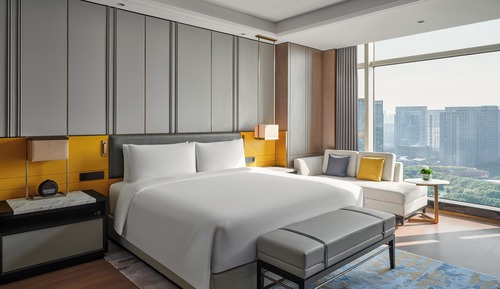 Zimmer, 1 Schlafzimmer, Zutritt zur Club Lounge, Stadtblick