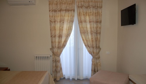 Dreibettzimmer