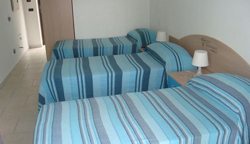 Dreibettzimmer