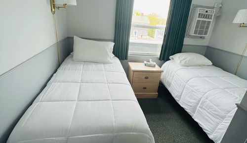 Economy-Zweibettzimmer, 2 Einzelbetten