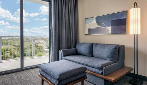 Zimmer, 1 King-Bett und Schlafsofa, Balkon