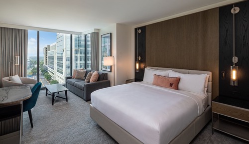 Zimmer, 1 King-Bett und Schlafsofa, Eckzimmer