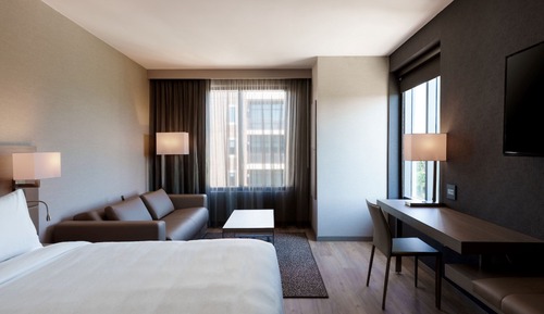 Premium-Zimmer, 1 King-Bett, Nichtraucher (View)