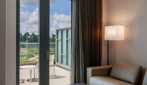 Zimmer, 1 King-Bett und Schlafsofa, Nichtraucher, Balkon