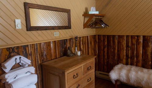 Zimmer (Lodge Room - Queen/Twin)