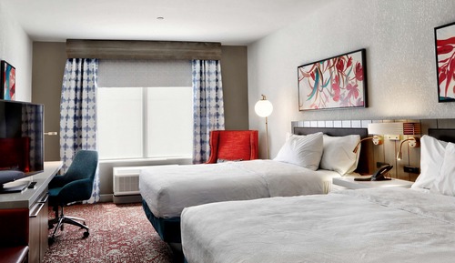 Zimmer, 2 Queen-Betten, barrierefrei (Hearing)