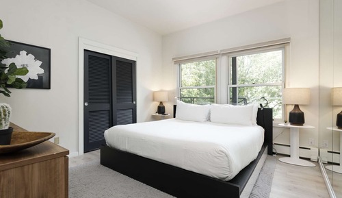 Apartment (Durant 6D)