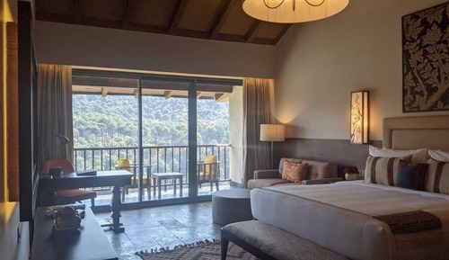 Deluxe-Zimmer, 1 King-Bett, Bergblick