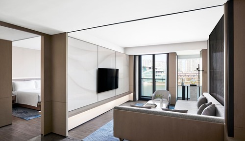 Zimmer, 1 King-Bett, Balkon, Seeblick