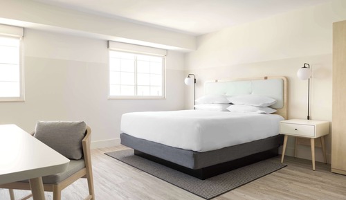 Standardzimmer, 1 King-Bett, eingeschränkter Meerblick
