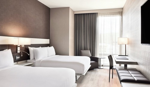 Zimmer, 2 Queen-Betten, Nichtraucher