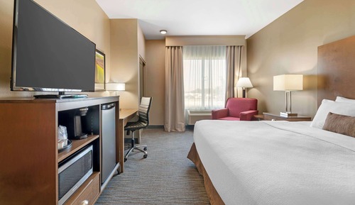 Standardzimmer, 1 King-Bett, barrierefrei, Kühlschrank und Mikrowelle