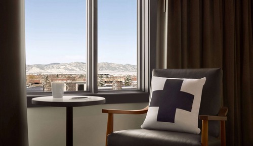 Zimmer, 1 King-Bett, Nichtraucher, Bergblick