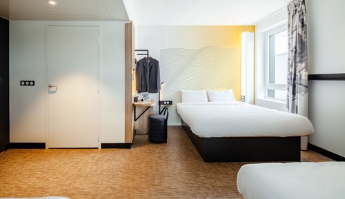 Vierbettzimmer