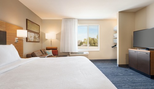 Studio, 1 King-Bett und Schlafsofa, Blick auf den Innenhof (Mobility Accessible, Tub)