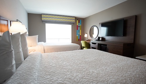 Zimmer, 2 Queen-Betten, barrierefrei, Badewanne (Mobility & Hearing)