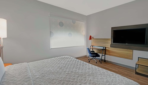 Zimmer, 1 King-Bett, barrierefrei (Hearing)