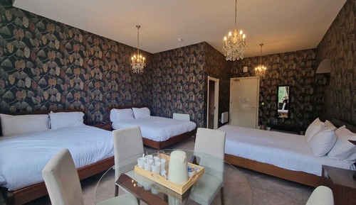 Luxury-Zimmer, Mehrere Betten