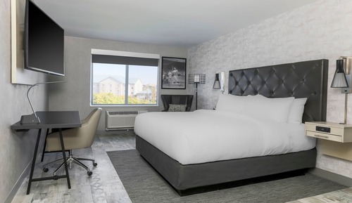 Traditional-Zimmer, 1 King-Bett, Nichtraucher (Hearing Accessible)