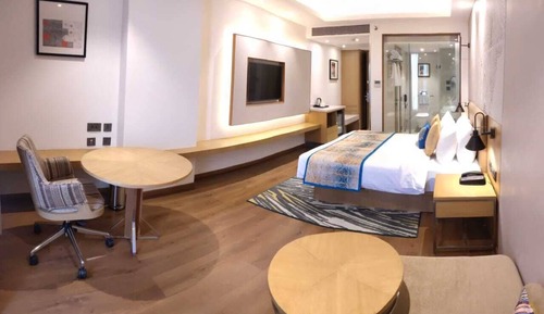 Grand-Zimmer, 1 King-Bett