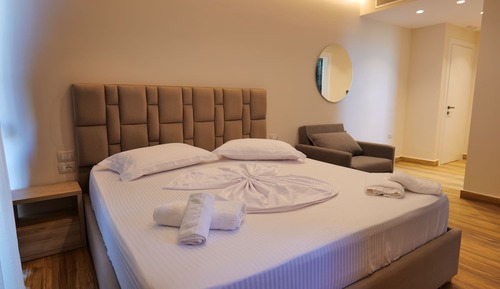 Deluxe-Doppelzimmer, eingeschränkter Meerblick