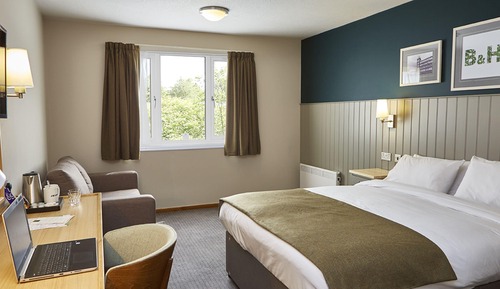 Familien-Doppelzimmer, 1 Doppelbett und Schlafsofa