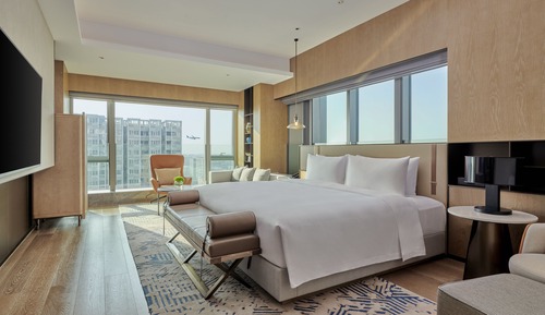 Presidential-Suite, 1 King-Bett