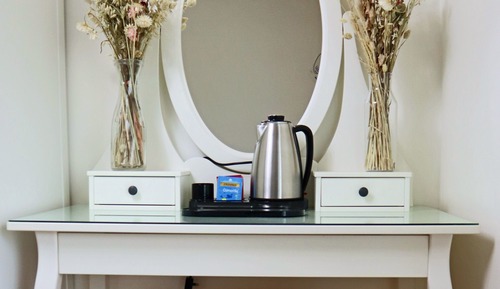 Luxury-Doppelzimmer, mit Bad, Blick auf den Innenhof